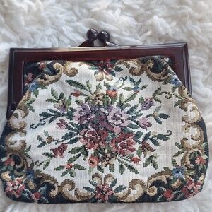 Vintage Tapestry Clutch Coin Purse with Lucite Closure 60s Floral Victorian